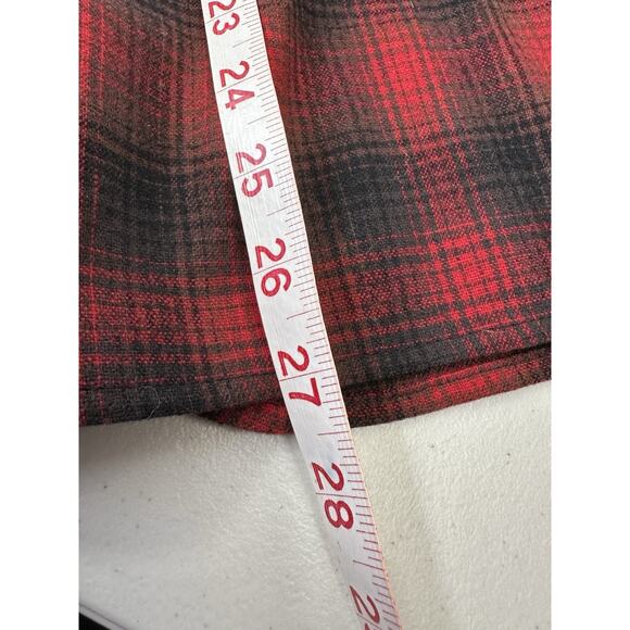 Women’s Pendleton Board Shirt 100% Virgin Wool Sz M Red Ombre Plaid Button Up - Picture 5 of 9